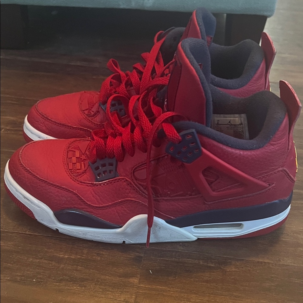Air Jordan 4 Retro 4 Fiba Preowned
Mens Sz 8